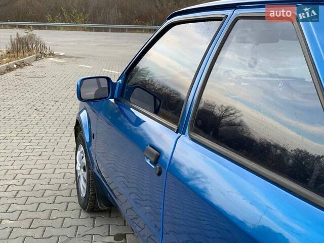 Синій Форд Ескорт, об'ємом двигуна 1.3 л та пробігом 400 тис. км за 1500 $, фото 1 на Automoto.ua