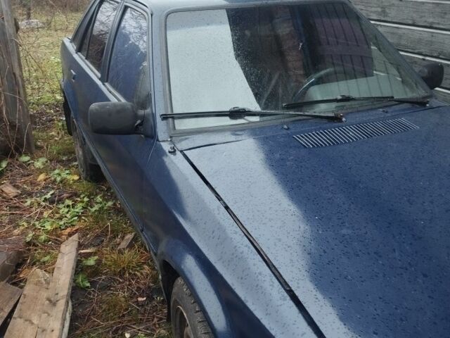 Синий Форд Эскорт, объемом двигателя 0 л и пробегом 90 тыс. км за 700 $, фото 2 на Automoto.ua