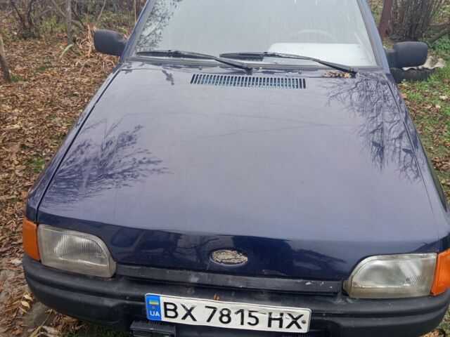 Синий Форд Эскорт, объемом двигателя 1.4 л и пробегом 777 тыс. км за 608 $, фото 2 на Automoto.ua