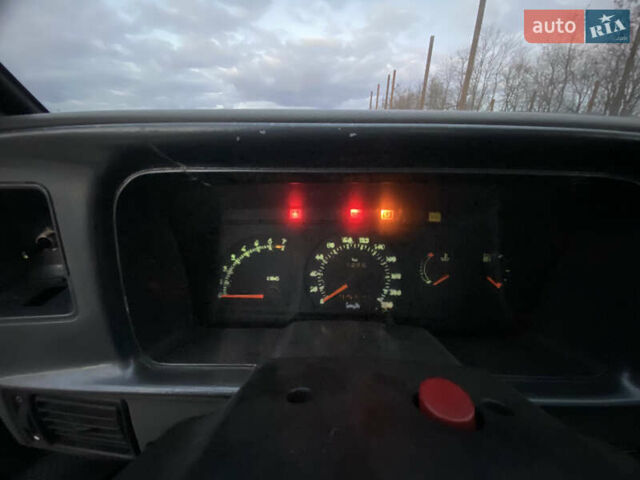 Синий Форд Эскорт, объемом двигателя 1.4 л и пробегом 210 тыс. км за 750 $, фото 3 на Automoto.ua
