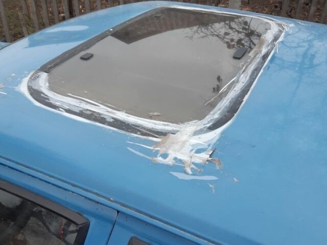 Синий Форд Эскорт, объемом двигателя 1.3 л и пробегом 66 тыс. км за 167 $, фото 2 на Automoto.ua