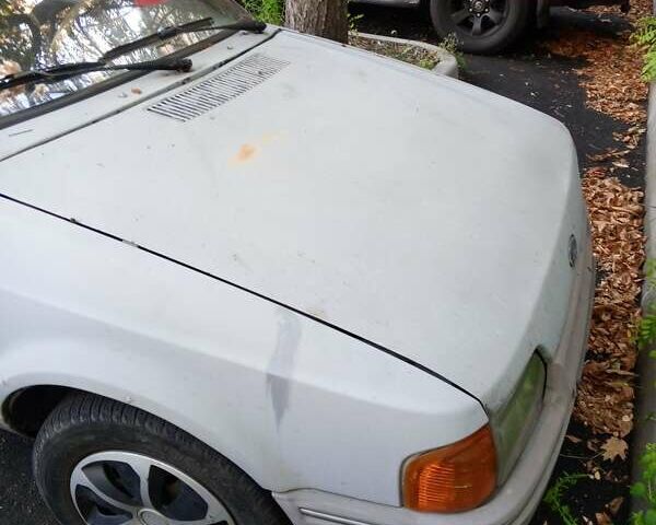 Синий Форд Эскорт, объемом двигателя 1.3 л и пробегом 500 тыс. км за 550 $, фото 1 на Automoto.ua