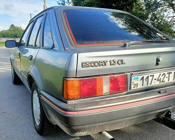 Синий Форд Эскорт, объемом двигателя 1.3 л и пробегом 100 тыс. км за 800 $, фото 20 на Automoto.ua