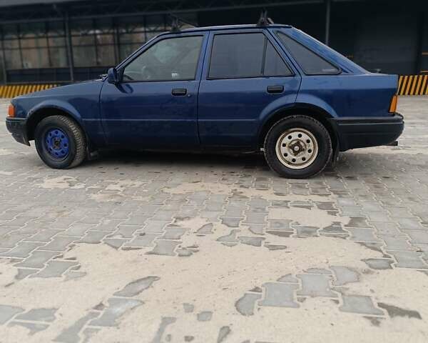Синій Форд Ескорт, об'ємом двигуна 1.3 л та пробігом 250 тис. км за 700 $, фото 5 на Automoto.ua
