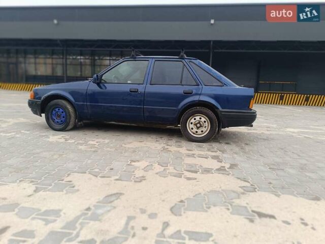 Синій Форд Ескорт, об'ємом двигуна 1.3 л та пробігом 250 тис. км за 700 $, фото 2 на Automoto.ua