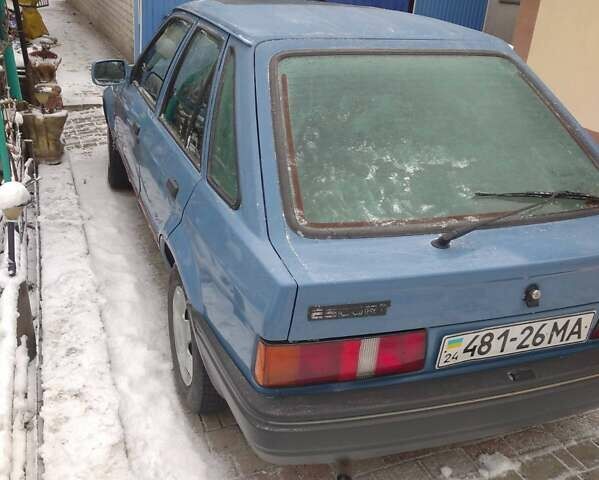 Синий Форд Эскорт, объемом двигателя 1.3 л и пробегом 117 тыс. км за 2100 $, фото 3 на Automoto.ua