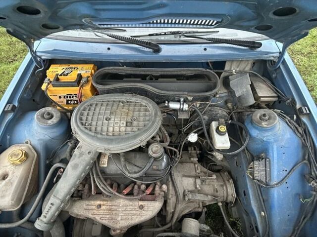 Синий Форд Эскорт, объемом двигателя 1.3 л и пробегом 20 тыс. км за 1200 $, фото 5 на Automoto.ua
