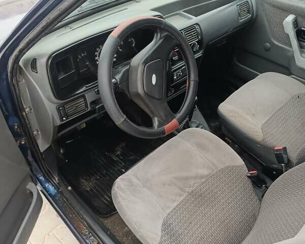 Синій Форд Ескорт, об'ємом двигуна 1.3 л та пробігом 250 тис. км за 700 $, фото 18 на Automoto.ua