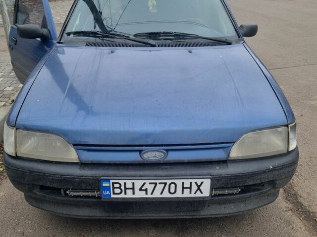 Синий Форд Эскорт, объемом двигателя 1 л и пробегом 200 тыс. км за 900 $, фото 1 на Automoto.ua