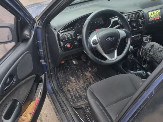 Синий Форд Эскорт, объемом двигателя 1 л и пробегом 200 тыс. км за 900 $, фото 2 на Automoto.ua