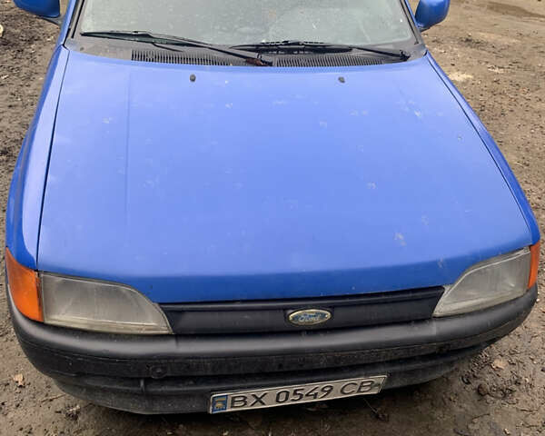 Синий Форд Эскорт, объемом двигателя 1.8 л и пробегом 370 тыс. км за 1000 $, фото 2 на Automoto.ua