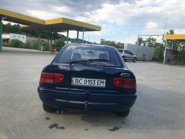 Синий Форд Эскорт, объемом двигателя 1.4 л и пробегом 130 тыс. км за 1000 $, фото 1 на Automoto.ua
