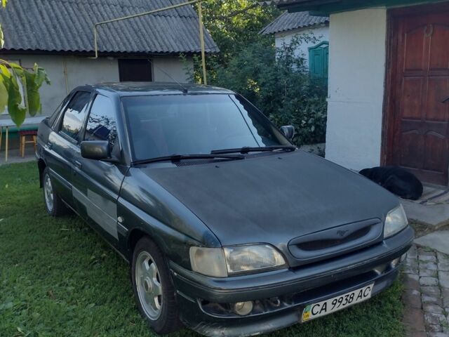 Синій Форд Ескорт, об'ємом двигуна 1.4 л та пробігом 200 тис. км за 605 $, фото 2 на Automoto.ua