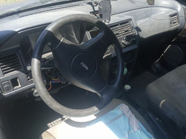 Синий Форд Эскорт, объемом двигателя 1 л и пробегом 200 тыс. км за 700 $, фото 4 на Automoto.ua