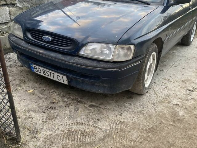 Синий Форд Эскорт, объемом двигателя 1.4 л и пробегом 250 тыс. км за 1300 $, фото 9 на Automoto.ua