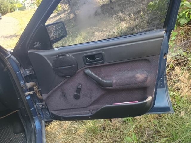 Синий Форд Эскорт, объемом двигателя 1.4 л и пробегом 76 тыс. км за 3000 $, фото 7 на Automoto.ua