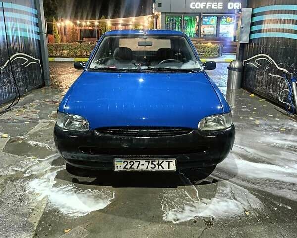 Синий Форд Эскорт, объемом двигателя 1.6 л и пробегом 105 тыс. км за 1400 $, фото 5 на Automoto.ua