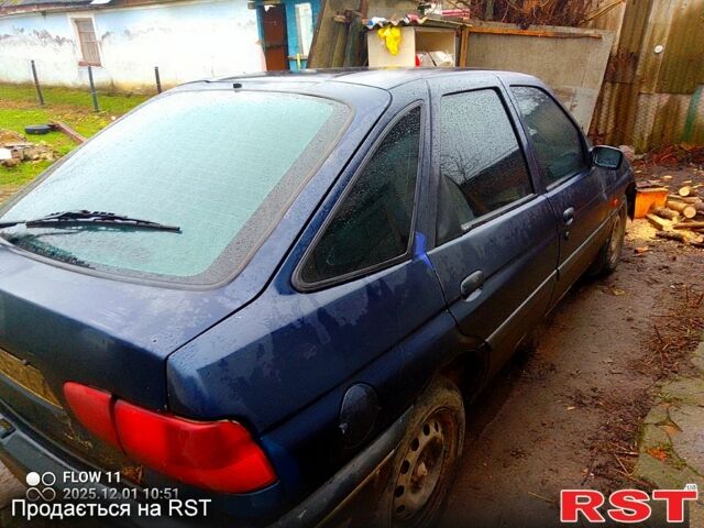 Синий Форд Эскорт, объемом двигателя 1.3 л и пробегом 0 тыс. км за 600 $, фото 4 на Automoto.ua