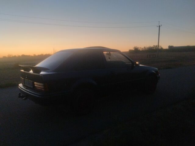 Синий Форд Эскорт, объемом двигателя 2 л и пробегом 1 тыс. км за 1551 $, фото 3 на Automoto.ua