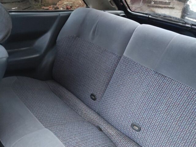 Синий Форд Эскорт, объемом двигателя 0 л и пробегом 124 тыс. км за 750 $, фото 4 на Automoto.ua