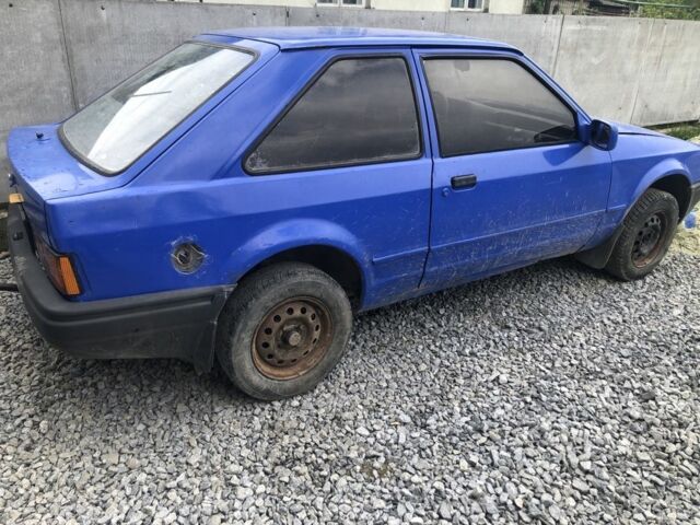 Синий Форд Эскорт, объемом двигателя 1.3 л и пробегом 3 тыс. км за 167 $, фото 1 на Automoto.ua