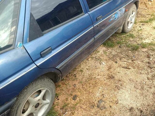 Синий Форд Эскорт, объемом двигателя 1 л и пробегом 1 тыс. км за 500 $, фото 3 на Automoto.ua