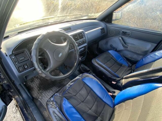 Синий Форд Эскорт, объемом двигателя 1.6 л и пробегом 100 тыс. км за 546 $, фото 3 на Automoto.ua