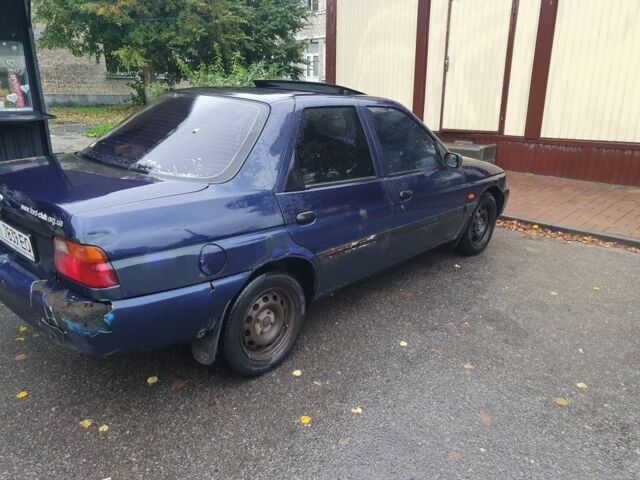 Синій Форд Ескорт, об'ємом двигуна 1.4 л та пробігом 300 тис. км за 499 $, фото 3 на Automoto.ua