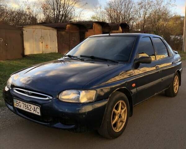 Синий Форд Эскорт, объемом двигателя 1.4 л и пробегом 62 тыс. км за 2000 $, фото 3 на Automoto.ua