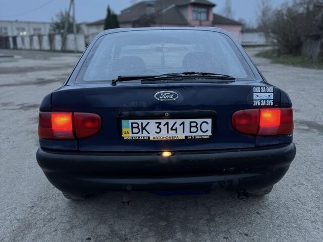 Синій Форд Ескорт, об'ємом двигуна 1.3 л та пробігом 250 тис. км за 890 $, фото 4 на Automoto.ua
