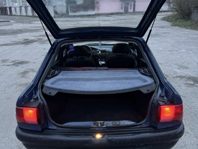 Синій Форд Ескорт, об'ємом двигуна 1.3 л та пробігом 250 тис. км за 890 $, фото 15 на Automoto.ua