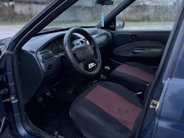 Синій Форд Ескорт, об'ємом двигуна 1.3 л та пробігом 250 тис. км за 890 $, фото 9 на Automoto.ua