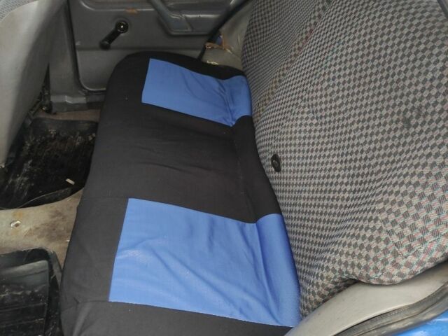 Синий Форд Эскорт, объемом двигателя 1.6 л и пробегом 220 тыс. км за 900 $, фото 6 на Automoto.ua