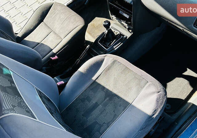 Синий Форд Эскорт, объемом двигателя 1.6 л и пробегом 330 тыс. км за 1099 $, фото 11 на Automoto.ua