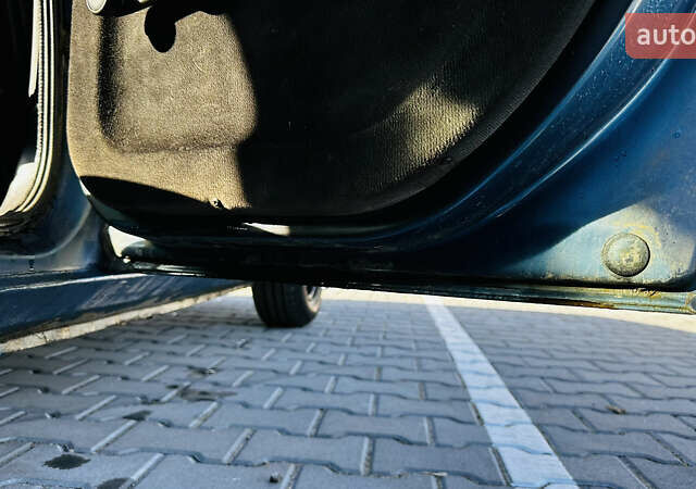 Синий Форд Эскорт, объемом двигателя 1.6 л и пробегом 330 тыс. км за 1099 $, фото 10 на Automoto.ua