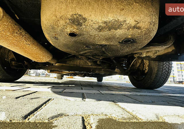 Синий Форд Эскорт, объемом двигателя 1.6 л и пробегом 330 тыс. км за 1099 $, фото 14 на Automoto.ua