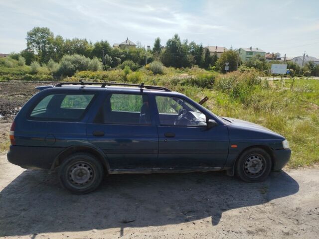Синий Форд Эскорт, объемом двигателя 1.4 л и пробегом 55 тыс. км за 1000 $, фото 1 на Automoto.ua