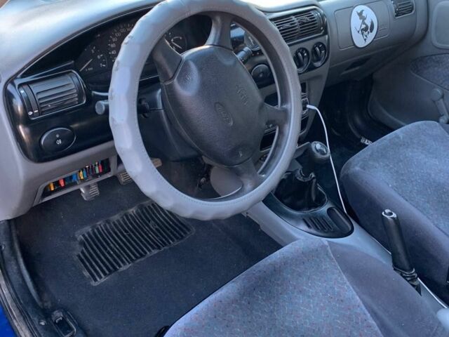 Синій Форд Ескорт, об'ємом двигуна 1.6 л та пробігом 3 тис. км за 1100 $, фото 4 на Automoto.ua