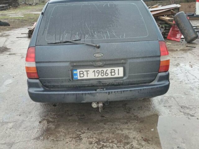 Синій Форд Ескорт, об'ємом двигуна 1.4 л та пробігом 200 тис. км за 2000 $, фото 4 на Automoto.ua