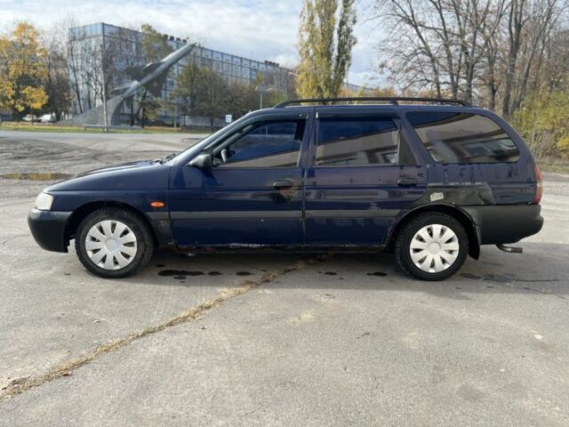 Синий Форд Эскорт, объемом двигателя 1.4 л и пробегом 200 тыс. км за 600 $, фото 7 на Automoto.ua