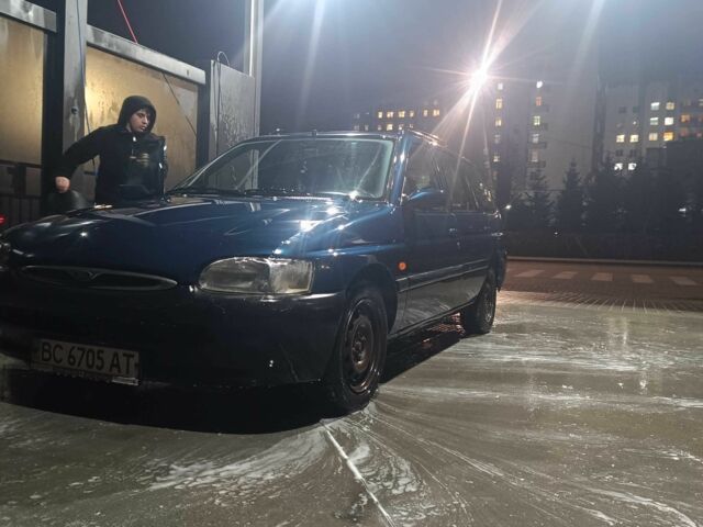 Синій Форд Ескорт, об'ємом двигуна 1.6 л та пробігом 1000 тис. км за 800 $, фото 4 на Automoto.ua