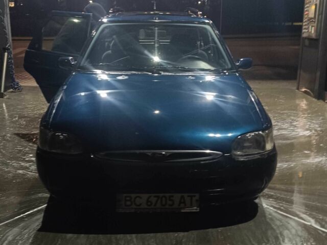 Синій Форд Ескорт, об'ємом двигуна 1.6 л та пробігом 1000 тис. км за 800 $, фото 6 на Automoto.ua