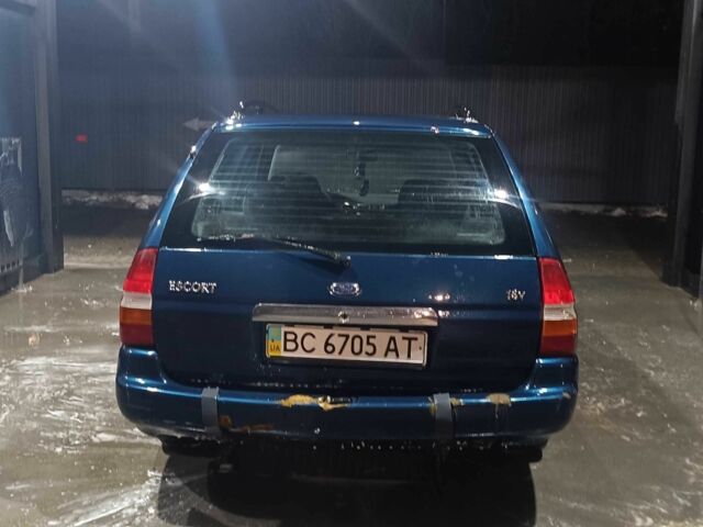 Синій Форд Ескорт, об'ємом двигуна 1.6 л та пробігом 1000 тис. км за 800 $, фото 15 на Automoto.ua
