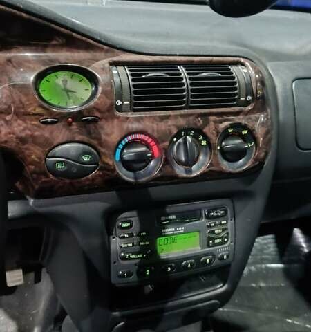 Синій Форд Ескорт, об'ємом двигуна 1.6 л та пробігом 100 тис. км за 800 $, фото 10 на Automoto.ua