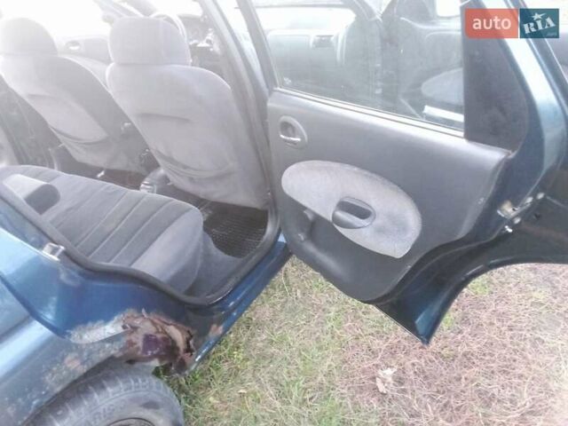 Синий Форд Эскорт, объемом двигателя 1.6 л и пробегом 150 тыс. км за 600 $, фото 5 на Automoto.ua