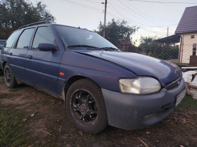 Синій Форд Ескорт, об'ємом двигуна 1.8 л та пробігом 300 тис. км за 1600 $, фото 2 на Automoto.ua