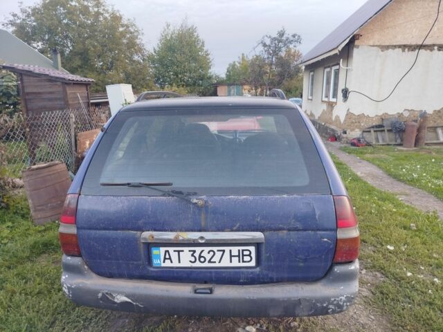 Синій Форд Ескорт, об'ємом двигуна 1.8 л та пробігом 300 тис. км за 1600 $, фото 1 на Automoto.ua