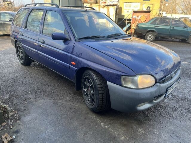 Синий Форд Эскорт, объемом двигателя 0 л и пробегом 1 тыс. км за 850 $, фото 3 на Automoto.ua