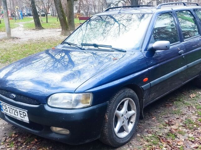 Синий Форд Эскорт, объемом двигателя 1.8 л и пробегом 360 тыс. км за 1600 $, фото 1 на Automoto.ua