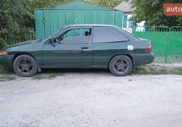 Зеленый Форд Эскорт, объемом двигателя 2 л и пробегом 150 тыс. км за 1093 $, фото 3 на Automoto.ua